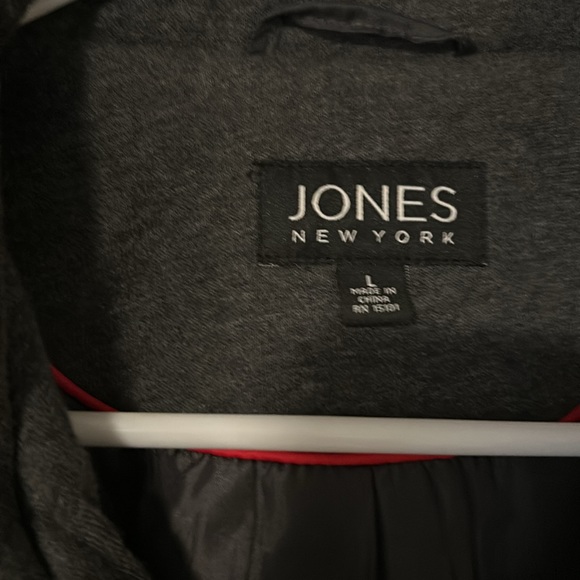 Adorable Jones New York jacket. - Picture 2 of 3
